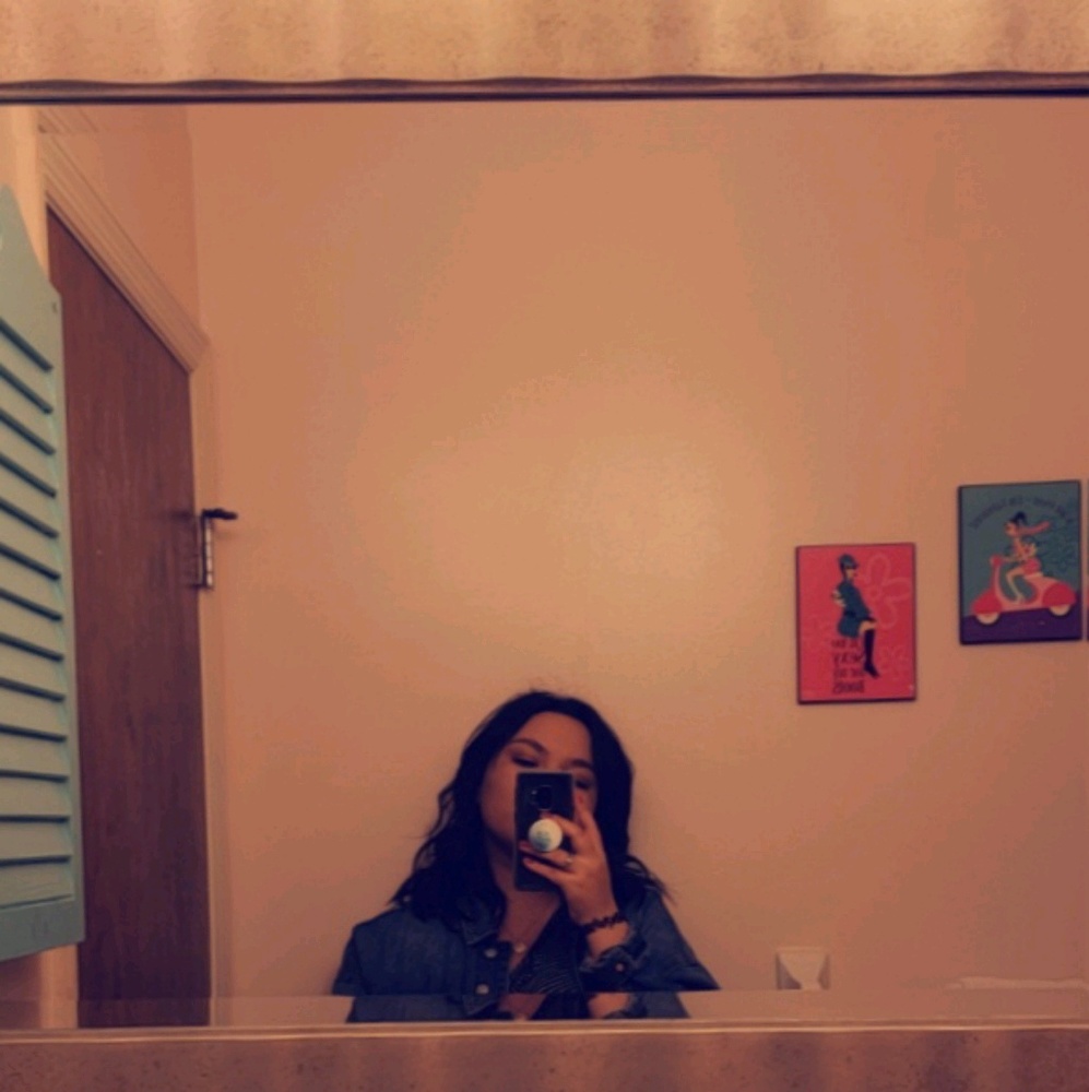 Meet your Posher, Amairani